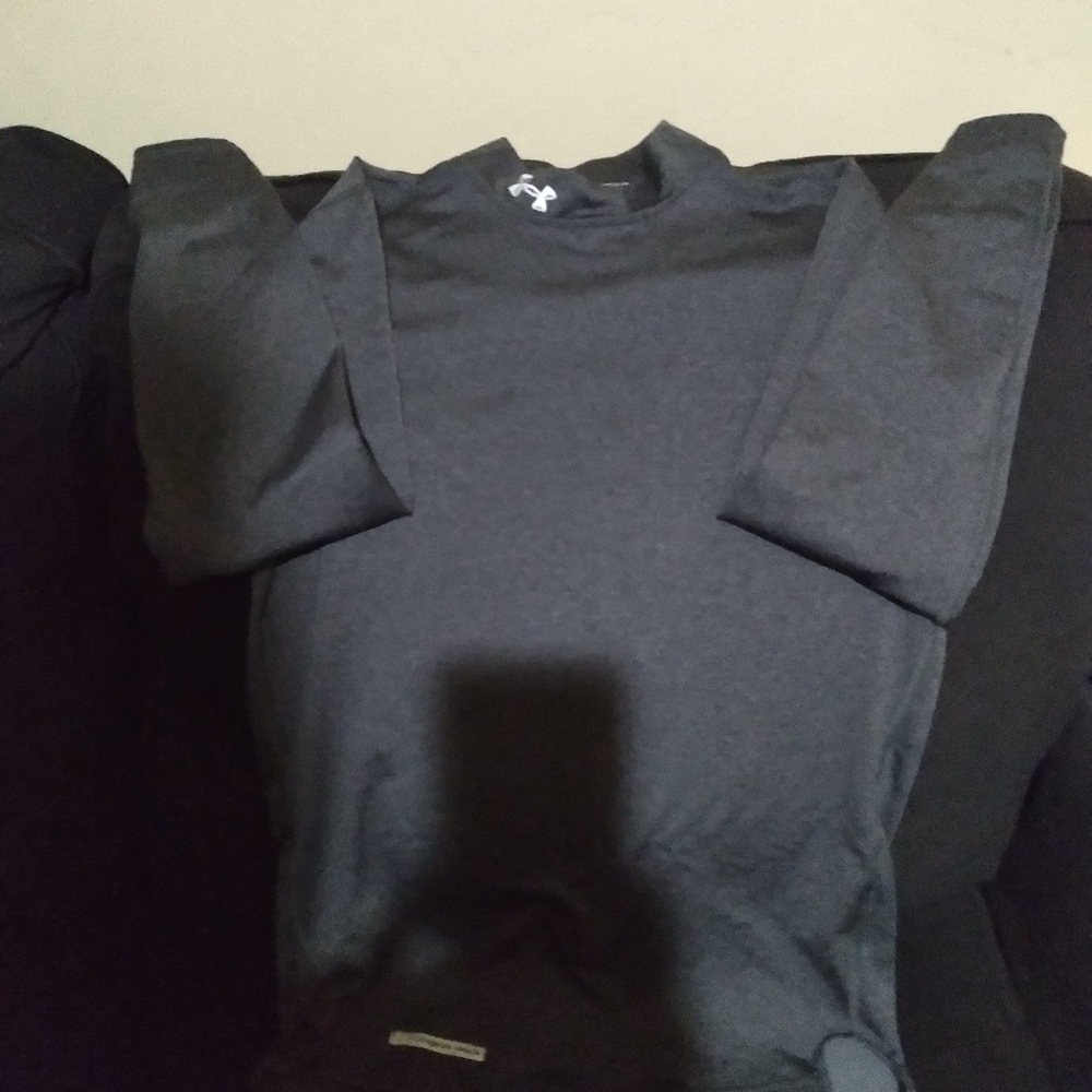 Under Armour cold gear mock
